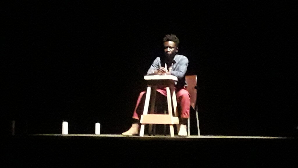 Théâtre “Les mots a la Gorge”